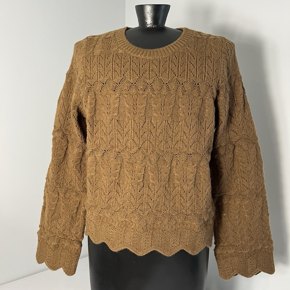 Aaron & Amber Scalloped‎ Hem Sweater Womens Small Brown Soft Cozy CabinCore